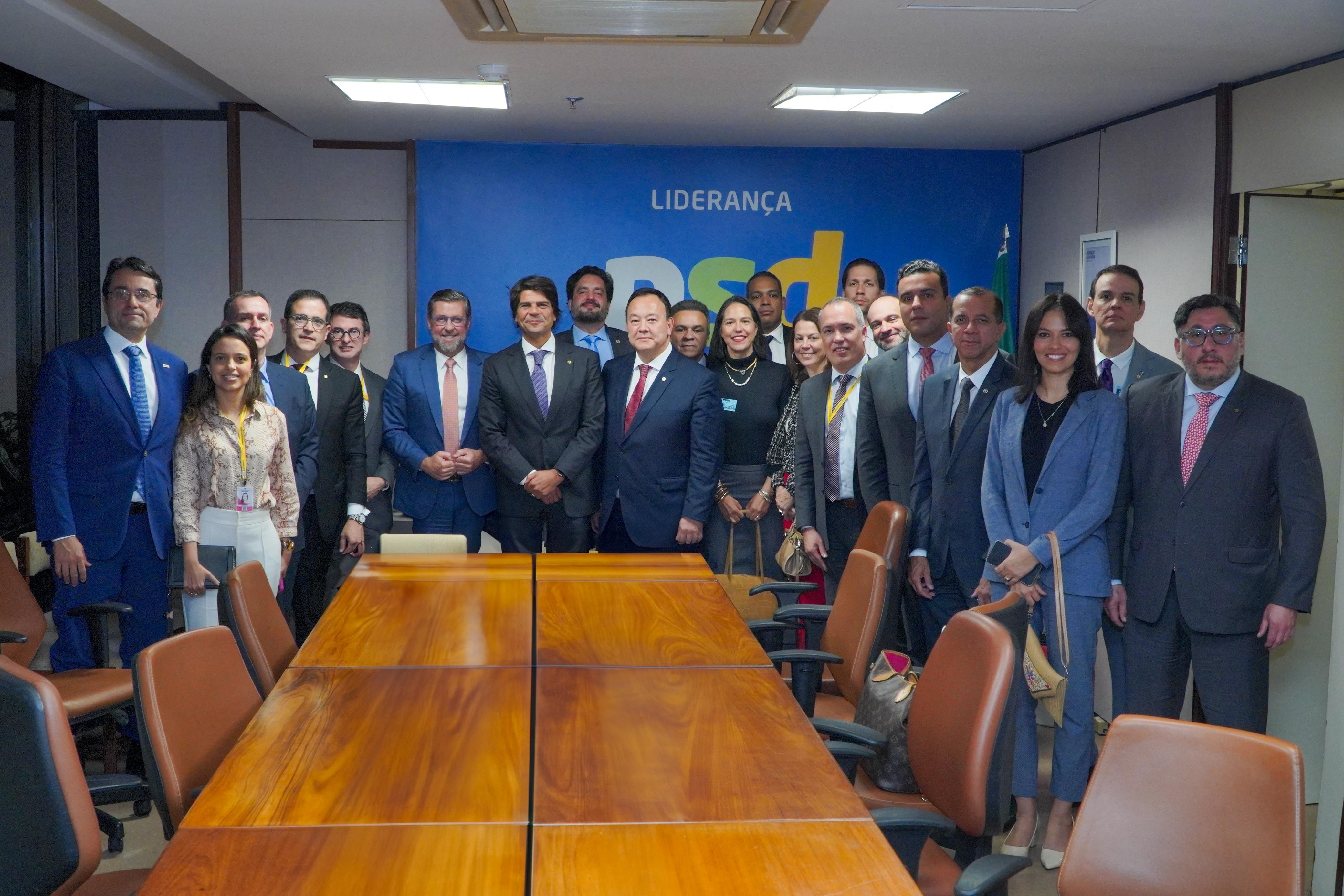 Frentas se reúne com relator do GT da Reforma Administrativa, deputado Pedro Paulo (PSD-RJ)